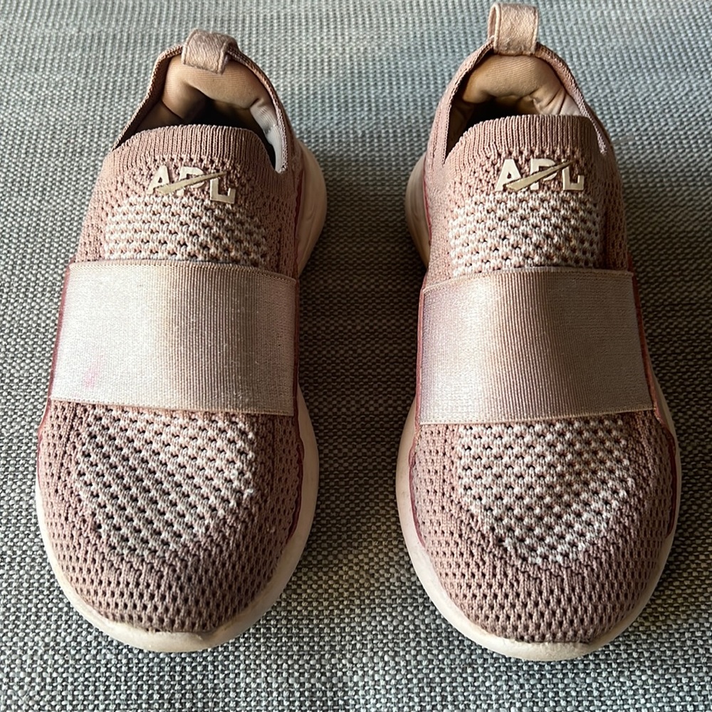 Toddler girls sneakers - no laces